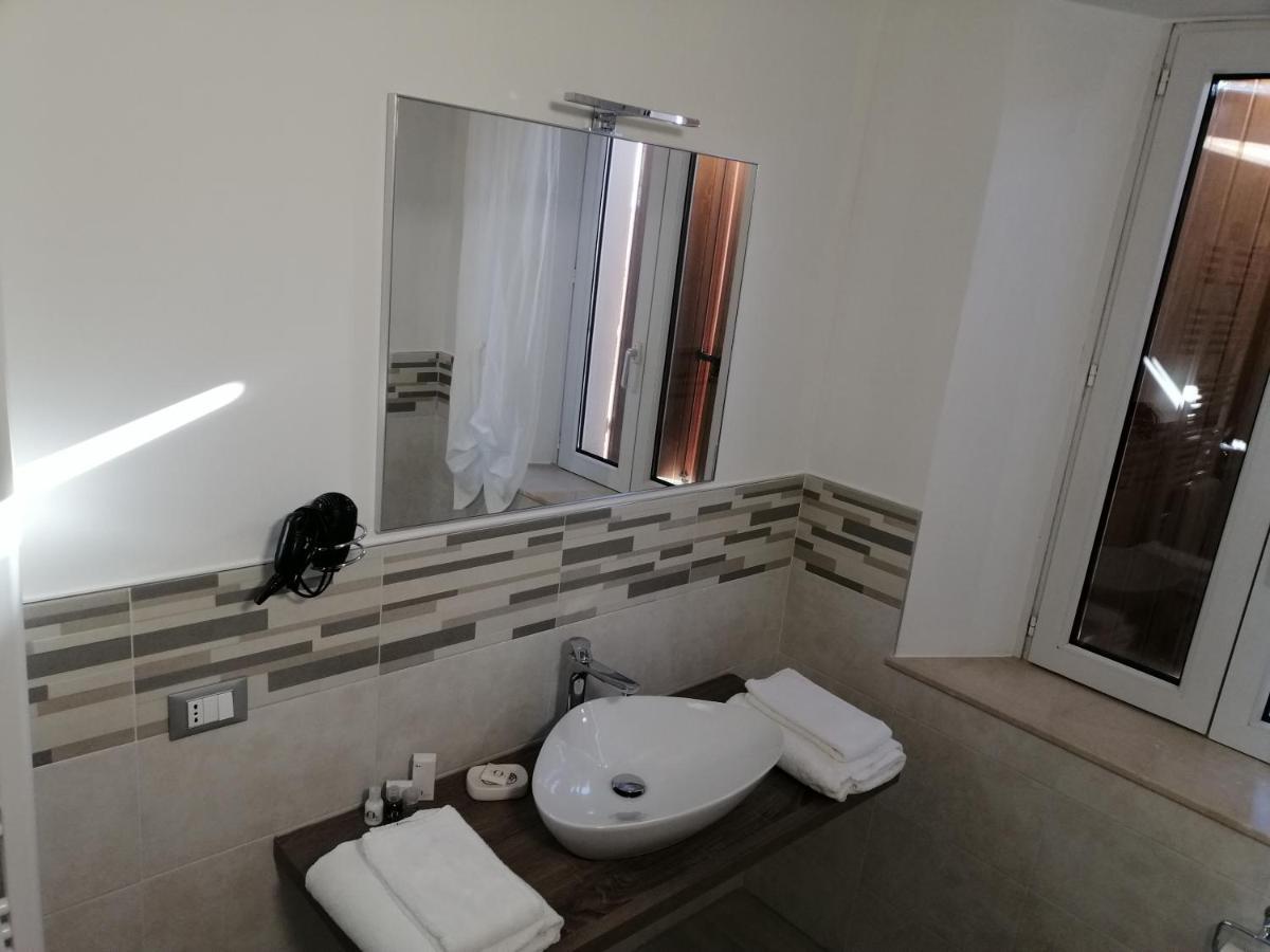 Claudio Rooms Fabbrico Екстериор снимка
